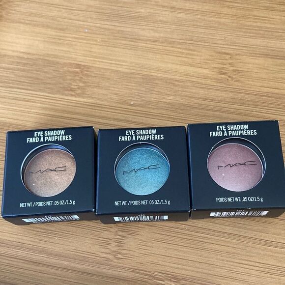 Mac Eye Shadow Frosts-Amber Lights, Steamy, & Libra - Picture 2 of 9